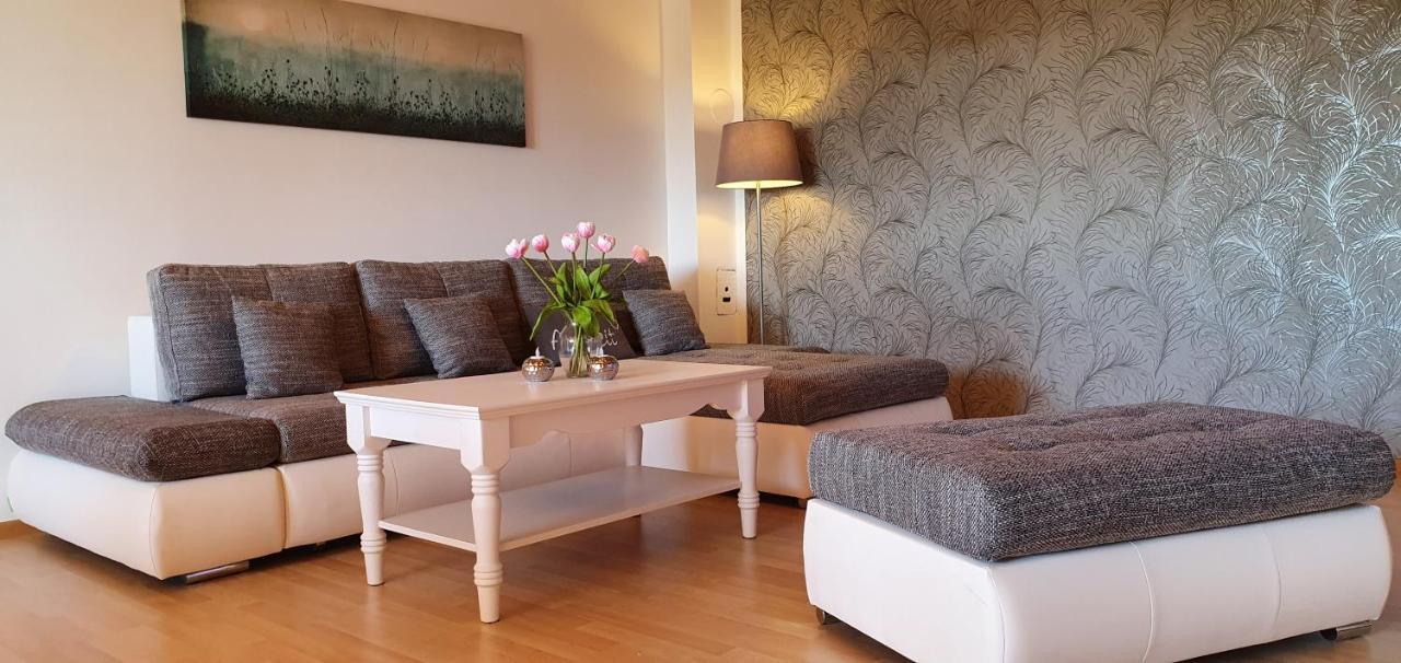Moderne Ferienwohnung Mit Eigenem Garten Und Traumhaften Blick Wilhelmsthal المظهر الخارجي الصورة