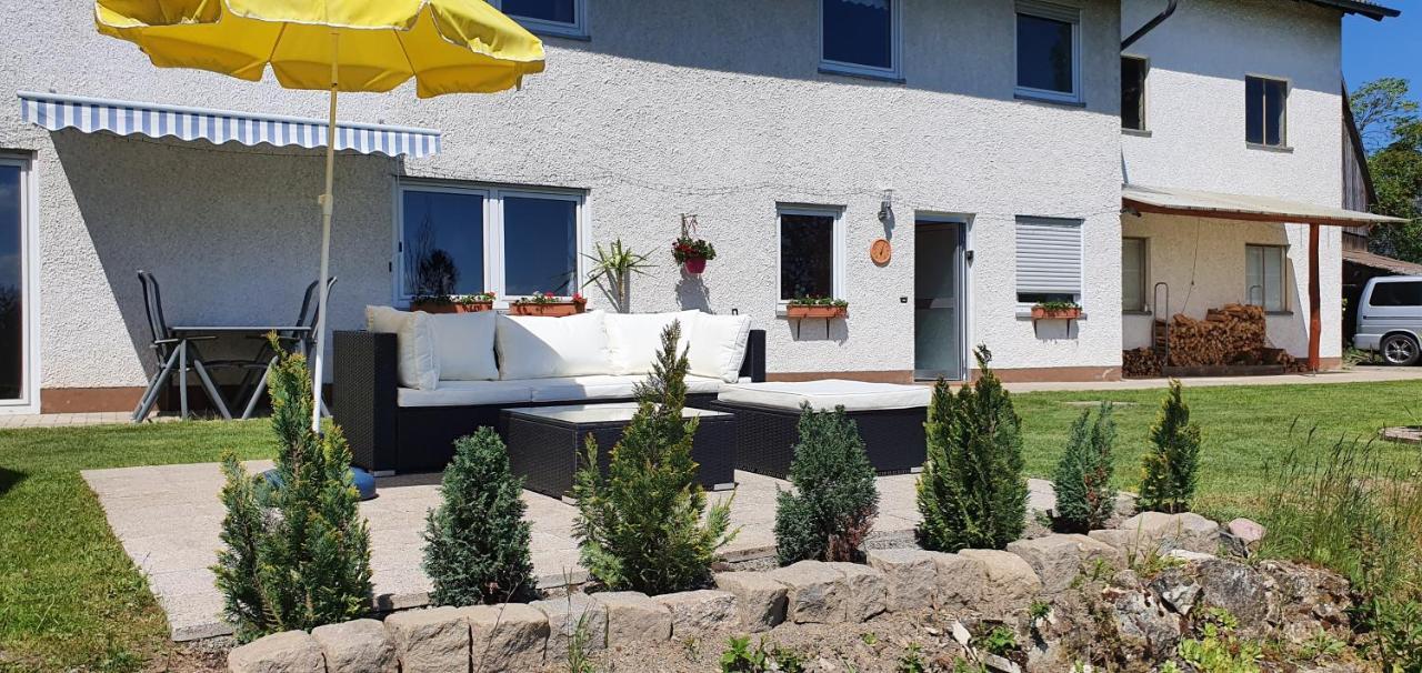 Moderne Ferienwohnung Mit Eigenem Garten Und Traumhaften Blick Wilhelmsthal المظهر الخارجي الصورة