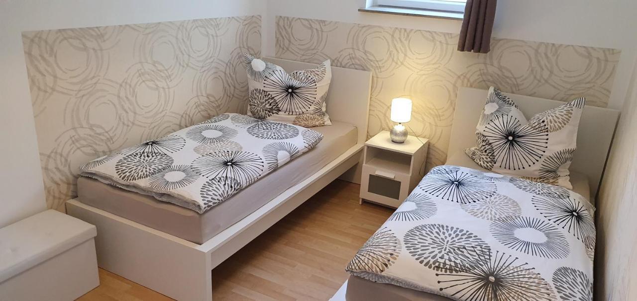 Moderne Ferienwohnung Mit Eigenem Garten Und Traumhaften Blick Wilhelmsthal المظهر الخارجي الصورة