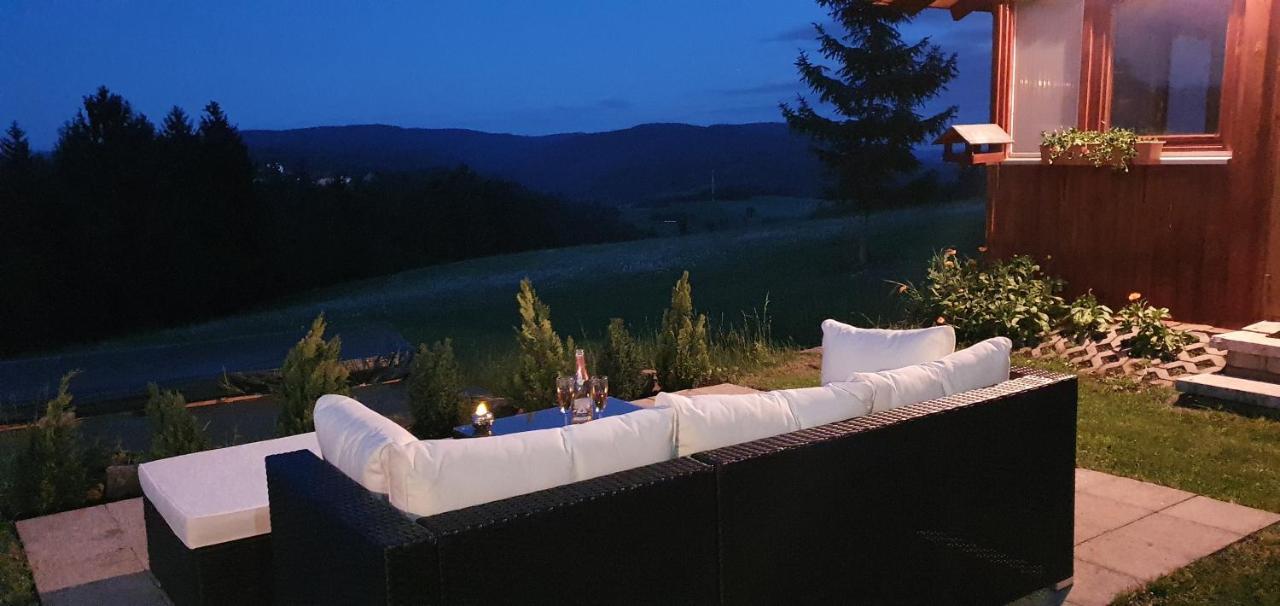 Moderne Ferienwohnung Mit Eigenem Garten Und Traumhaften Blick Wilhelmsthal المظهر الخارجي الصورة