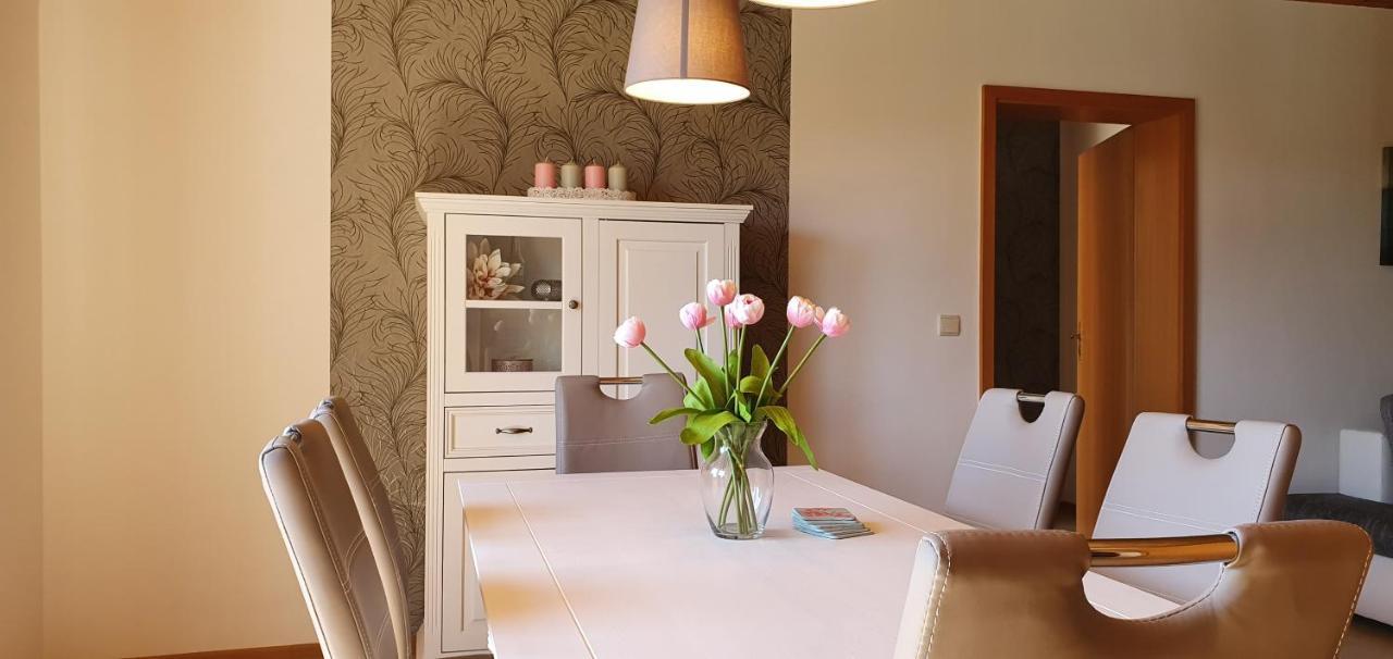 Moderne Ferienwohnung Mit Eigenem Garten Und Traumhaften Blick Wilhelmsthal المظهر الخارجي الصورة